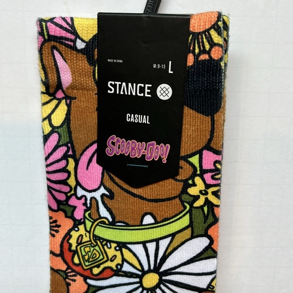 STANCE X Scooby-Doo Snackin Scoobs Floral Crew Casual Socks Men's SZ L 9-13 - Picture 3 of 11